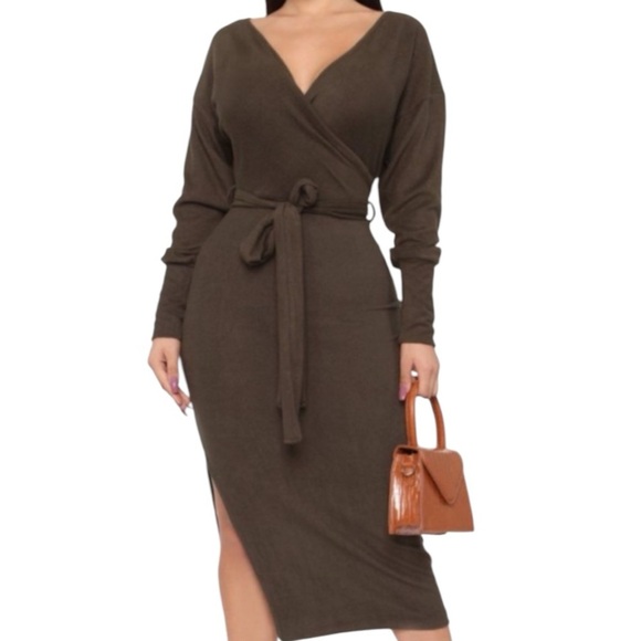 Fashion Nova Dresses & Skirts - Fashion Nova Midi Sweater Dress Size Small Olive Green SOFT!!